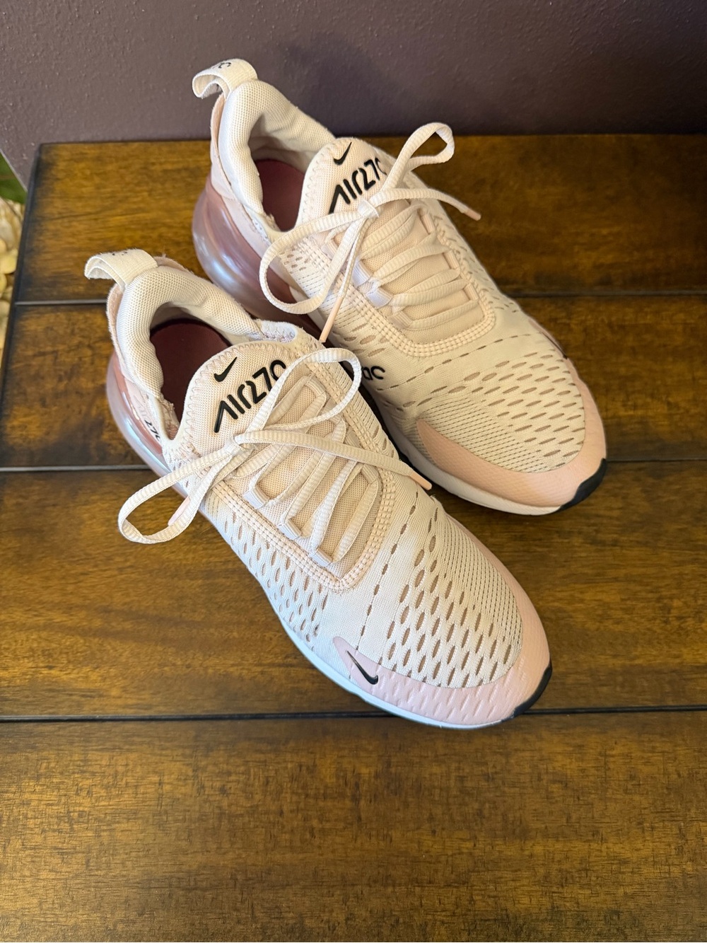 Nike Air Max 270 Running Shoes – Women’s Size 7.5 - Picture 4 of 9